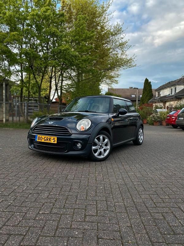 Schwarz Gebraucht 2008 Mini Cooper Kleinwagen | 1.200 € (Fairer Preis) - Bild 1/4