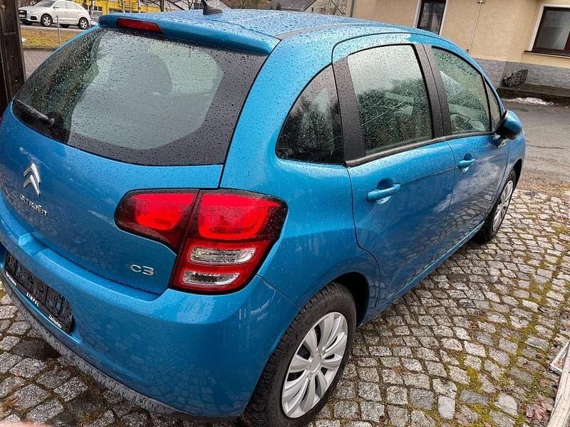 Gebraucht Citroën C3 Tendance 73 PS (53 kW) 2010 Blau Limousine
