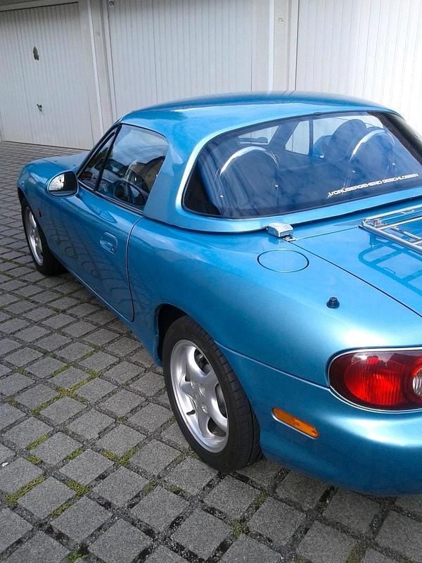 Gebraucht Mazda MX5 110 PS (80 kW) 2001 Blau Cabrio