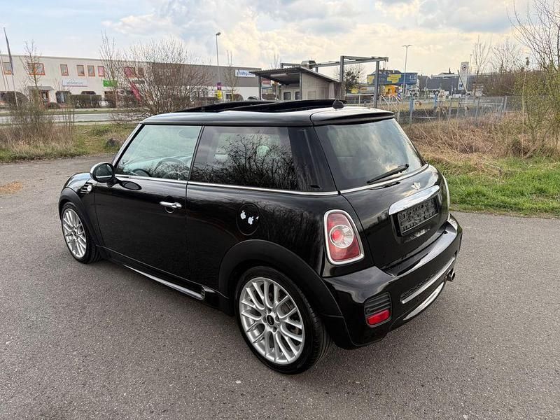 Gebraucht Mini John Cooper Works 122 PS (89 kW) 2011 Schwarz Kleinwagen