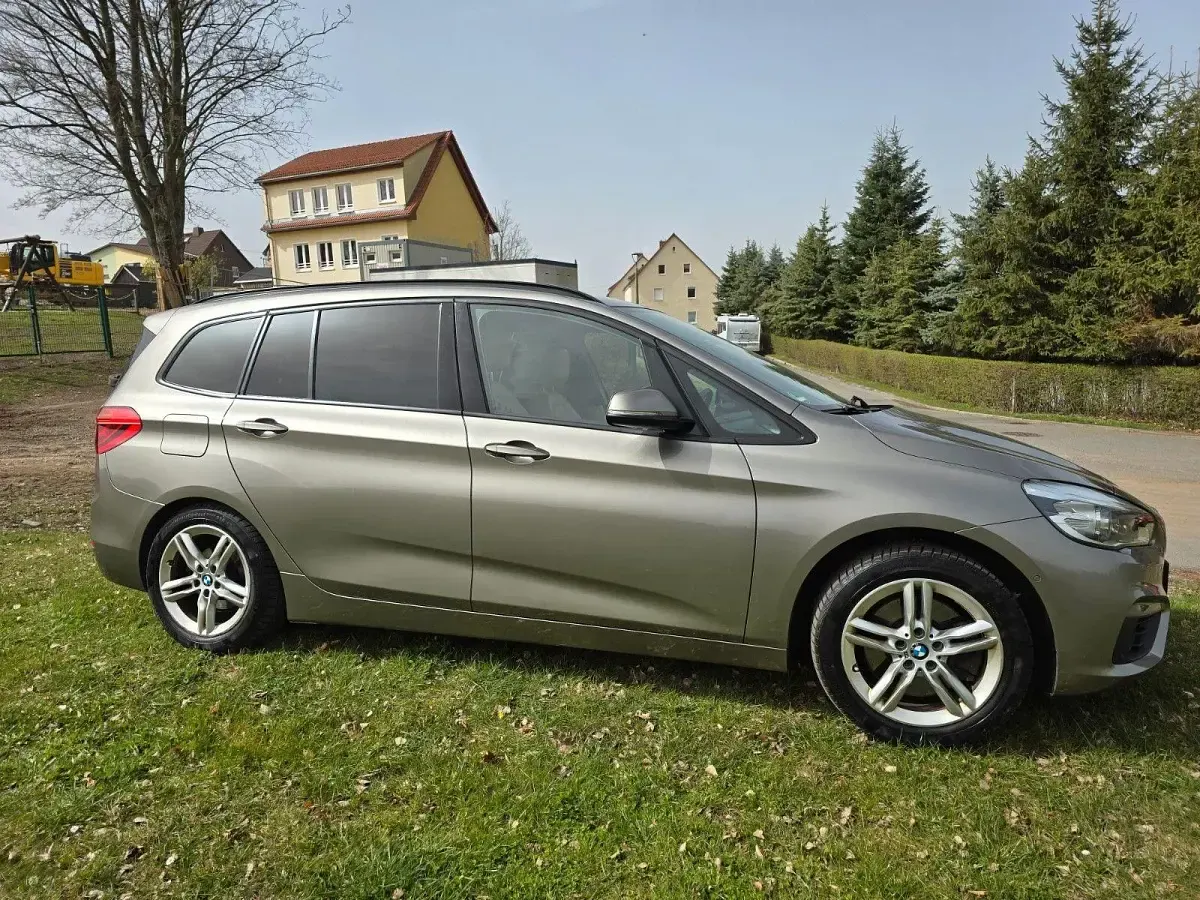 Gebraucht BMW 220 Advantage 190 PS (139 kW) 2016 Silber Kombi