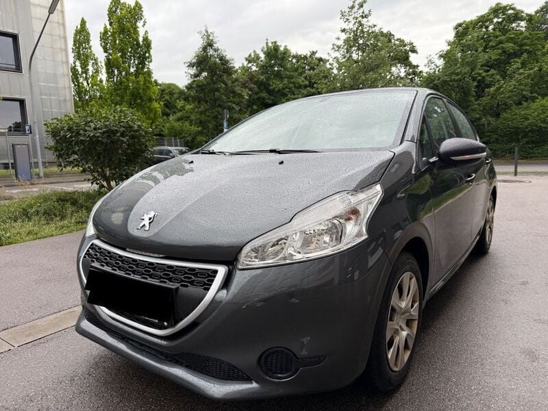 Schwarz Gebraucht 2013 Peugeot 208 Access Kleinwagen | 2.900 € (Guter Preis) - Bild 1/4