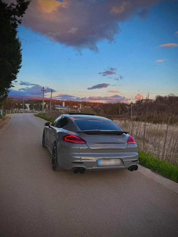 Gebraucht Porsche Panamera 500 PS (367 kW) 2010 Grau Kleinwagen