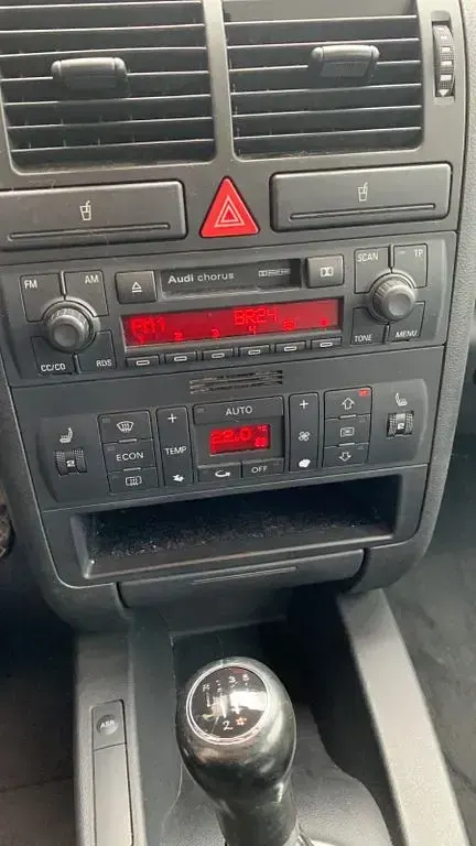 Second-hand Audi A2 75 CP (55 kW) 2005 Gri Hatchback