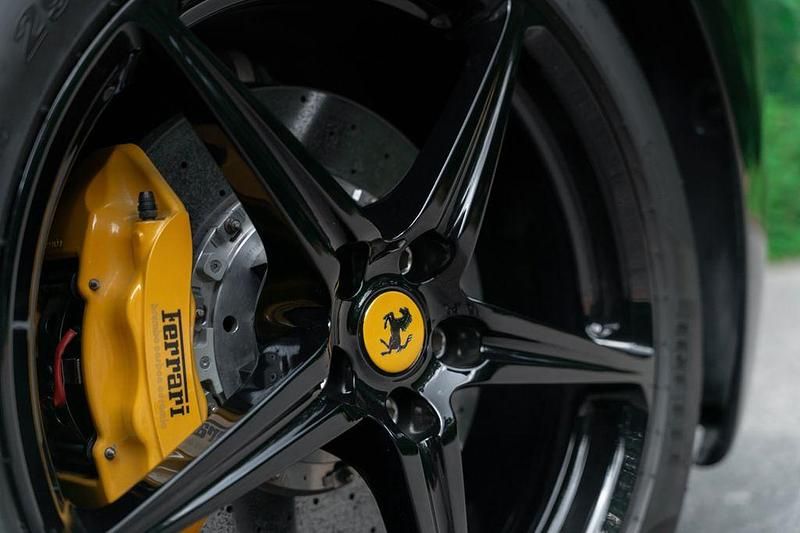 Gebraucht Ferrari 458 570 PS (419 kW) 2010 Schwarz Coupé