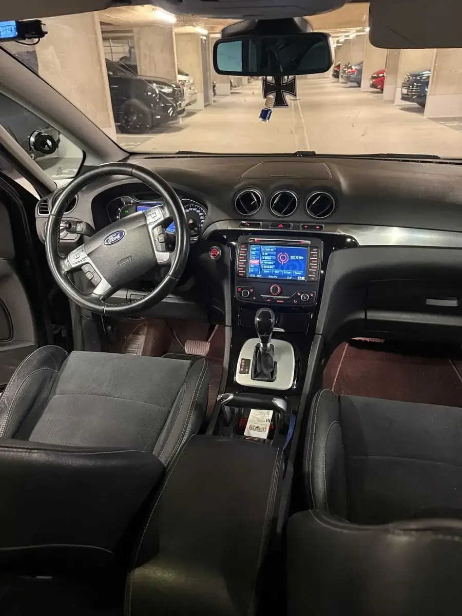Gebraucht Ford S-MAX S 200 PS (147 kW) 2012 Schwarz Van / Kleinbus
