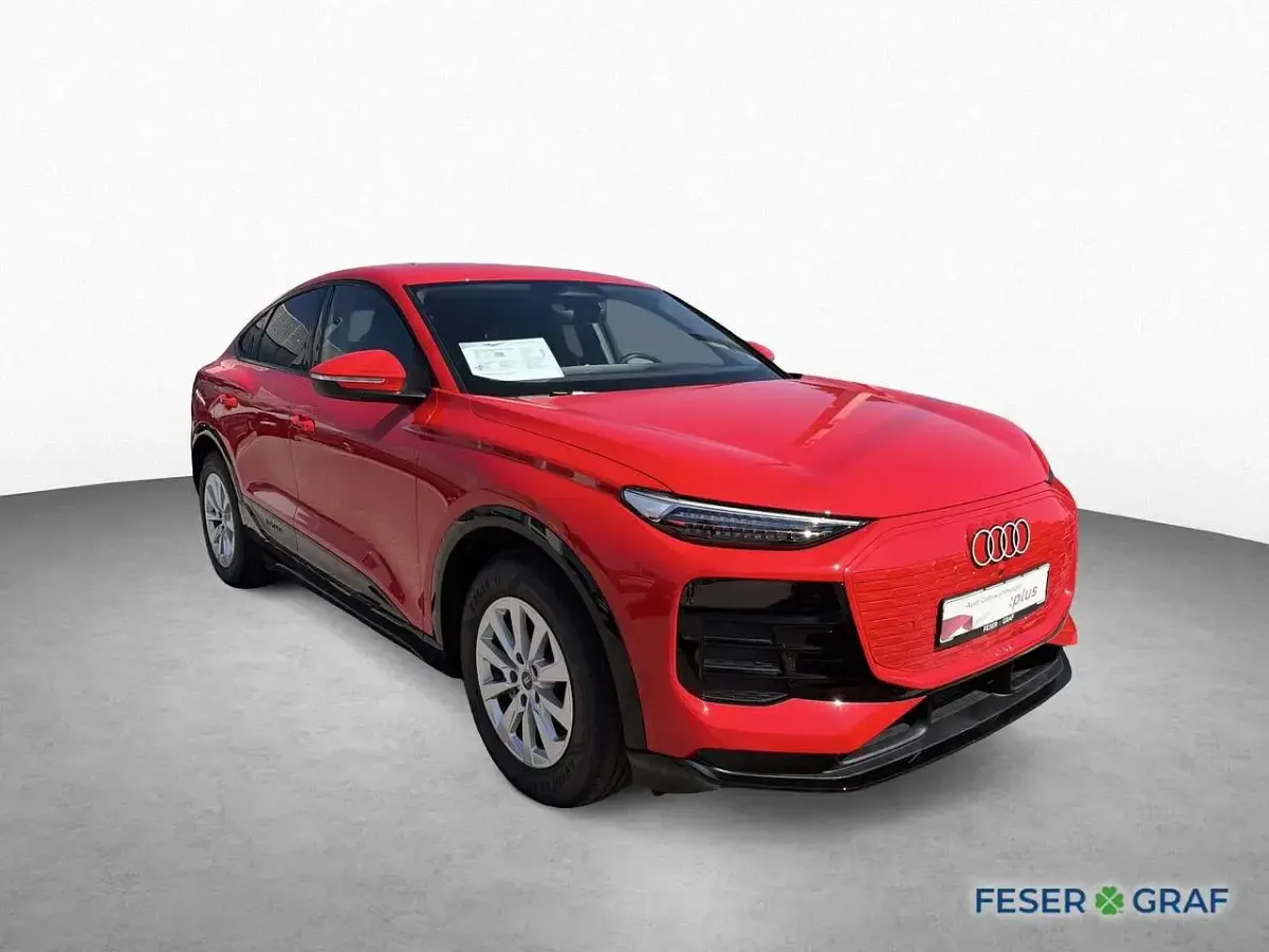 Gebraucht Audi Q6 Sportback e-tron Sport 284 kW (387 PS) 2025 Rot SUV
