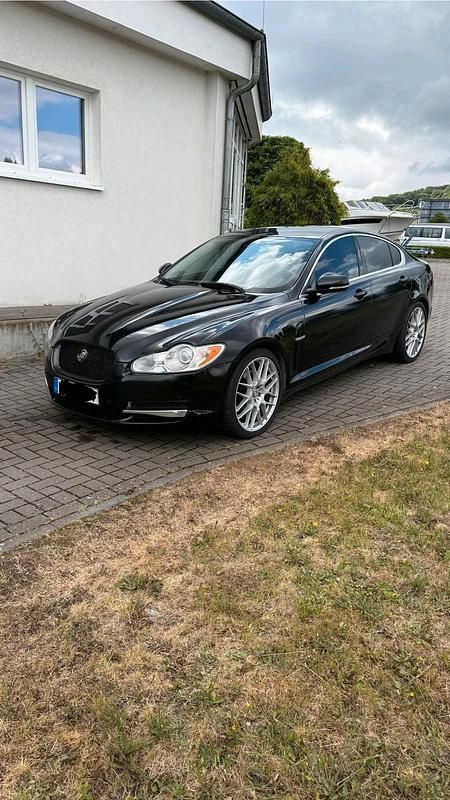 Schwarz Gebraucht 2012 Jaguar XF Limousine | 8.900 € (Guter Preis) - Bild 1/4