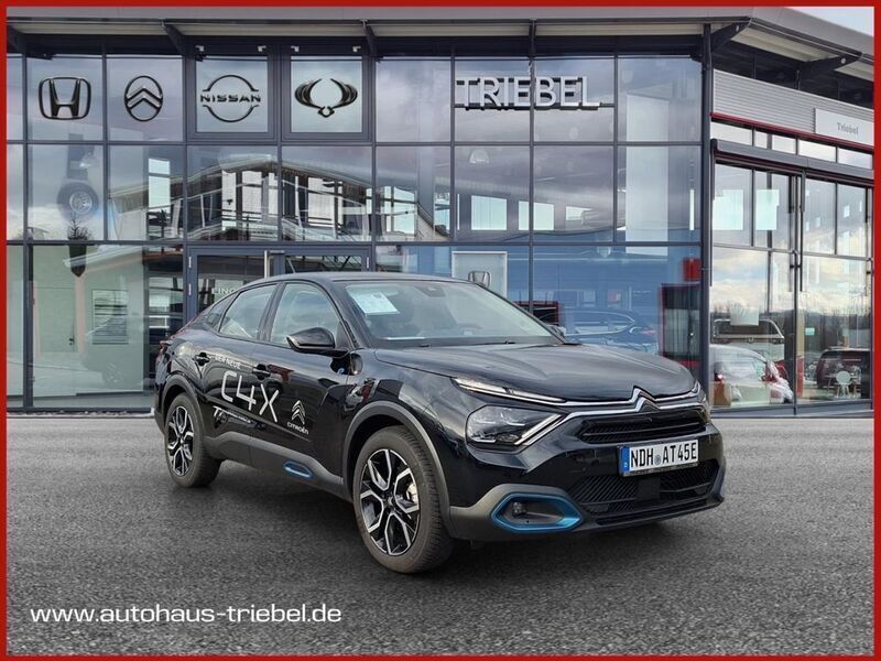 Schwarz Gebraucht 2023 Citroën e-C4 Feel Limousine | 25.970 € (Fairer Preis) - Bild 1/4
