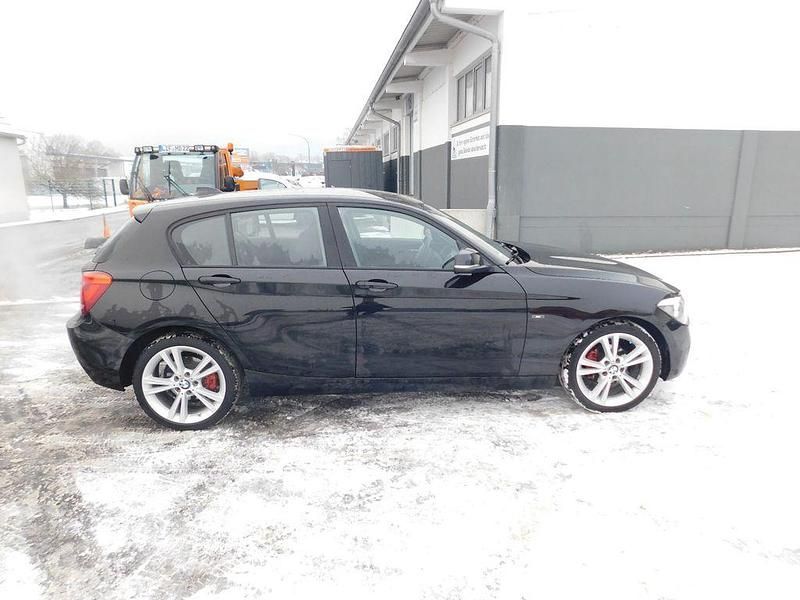 Gebraucht BMW 116 136 PS (100 kW) 2012 Schwarz Kleinwagen