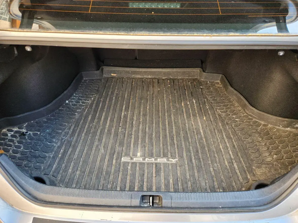 Gebraucht Toyota Camry 218 PS (160 kW) 2021 Silber Limousine