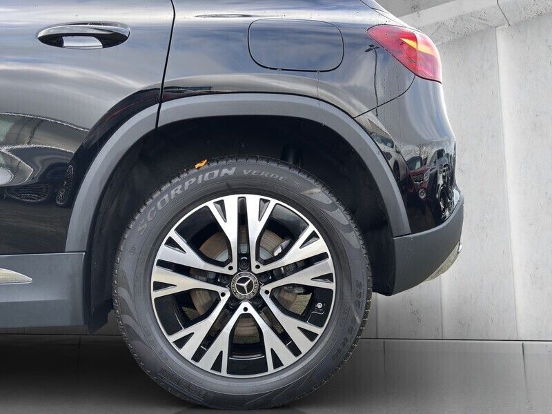 Gebraucht Mercedes GLA250 Progressive 163 PS (119 kW) 2023 Andere farbe SUV