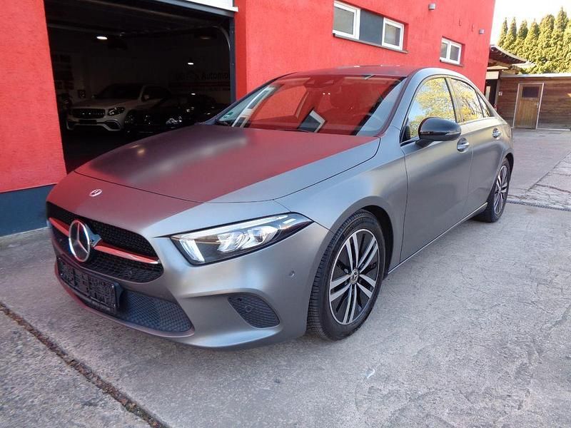 Gebraucht Mercedes A220 190 PS (139 kW) 2022 Grau Limousine