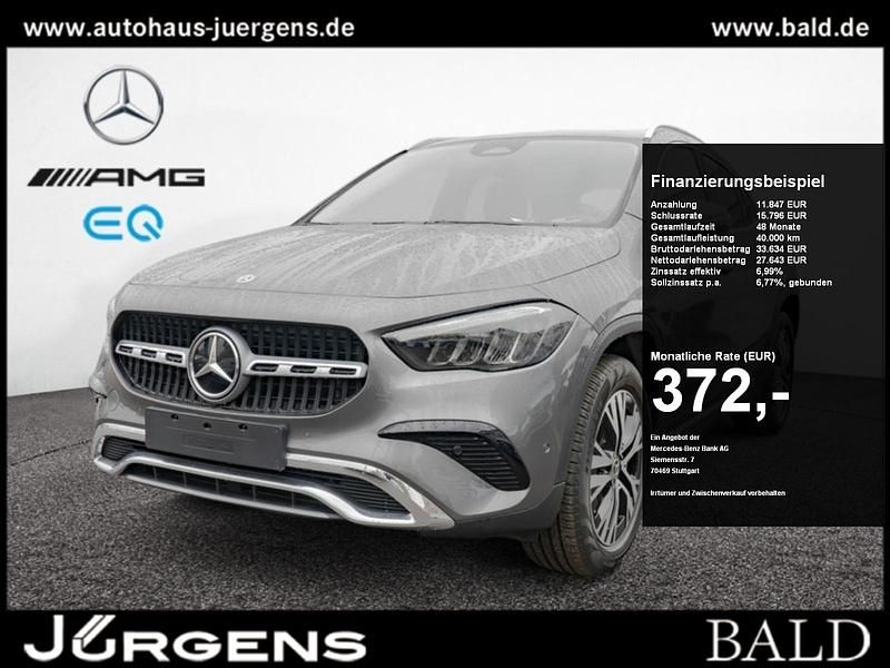 Grau metalliclack mountaingrau Gebraucht 2024 Mercedes GLA200 Progressive SUV | 40.390 € (Fairer Preis) - Bild 1/4