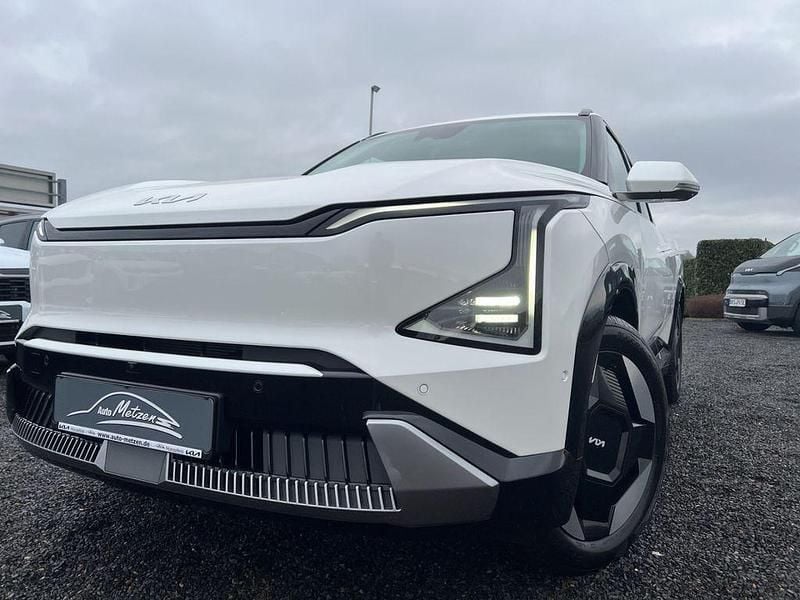Second-hand Kia EV5 Earth 160 kW (218 CP) 2026 Alb SUV