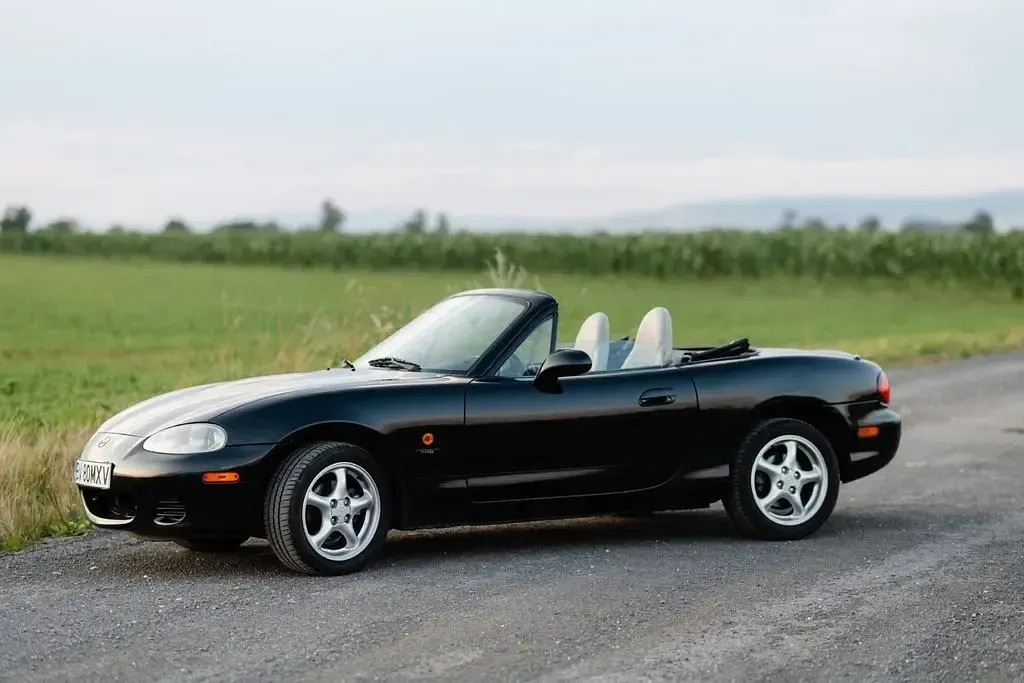 Gebraucht Mazda MX5 Edition 110 PS (80 kW) 2003 Schwarz Cabrio