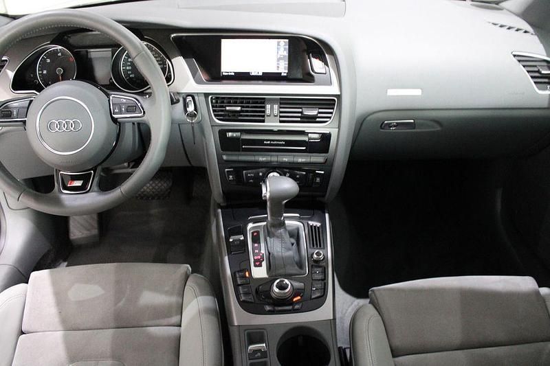 Gebraucht Audi A5 Cabriolet Sport 245 PS (180 kW) 2013 Schwarz Cabrio