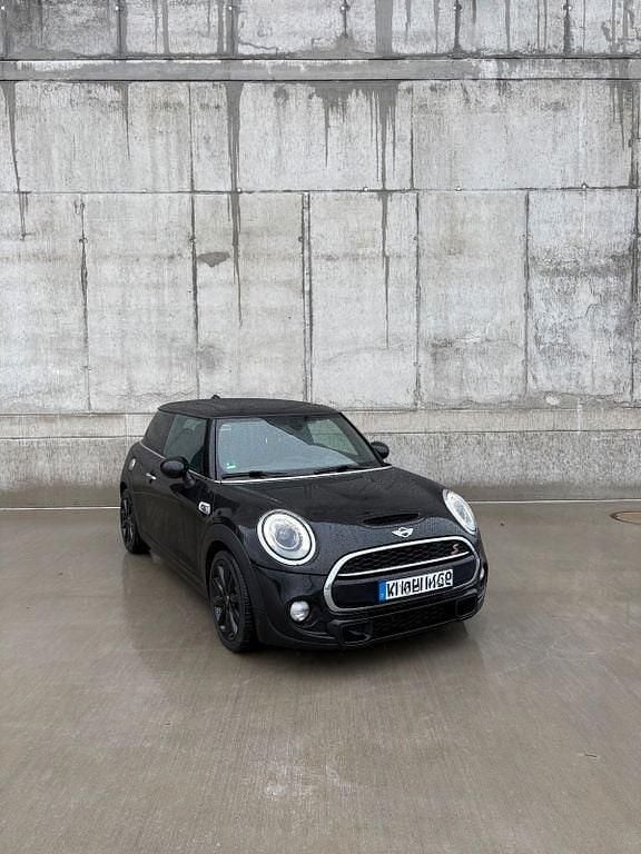 Gebraucht Mini Cooper S 192 PS (141 kW) 2016 Schwarz Kleinwagen