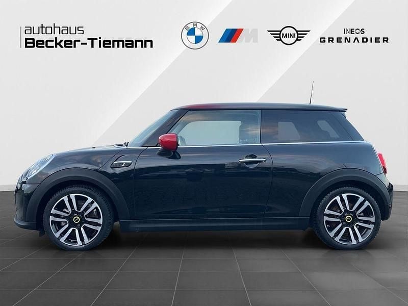Gebraucht Mini Cooper SE Hatch 135 kW (184 PS) 2022 Schwarz Kleinwagen