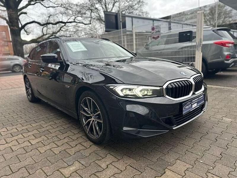 Gebraucht BMW 320e Shadowline 204 PS (150 kW) 2023 Schwarz Kombi