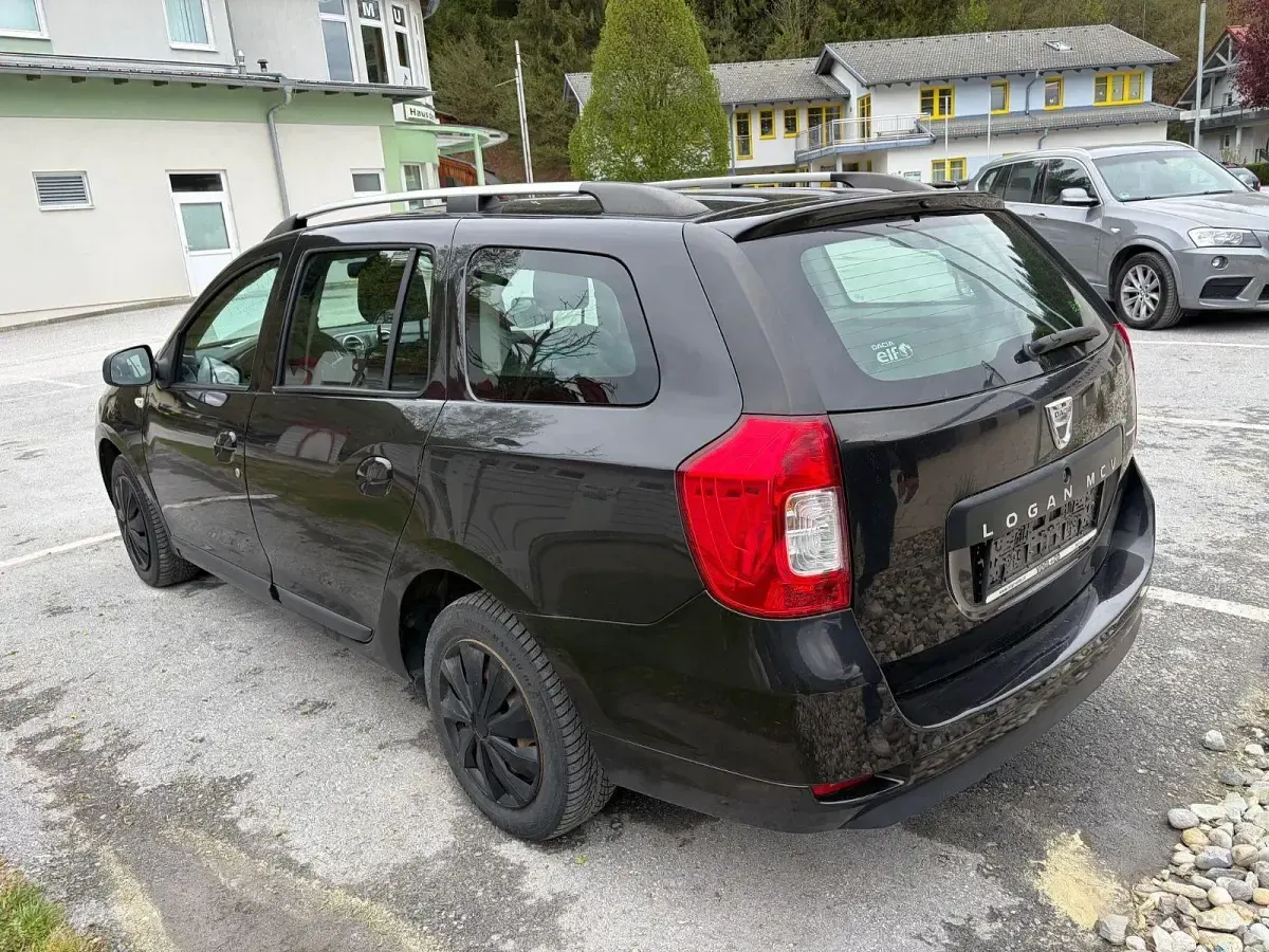 Gebraucht Dacia Logan MCV Lauréate 90 PS (66 kW) 2013 Schwarz Kombi