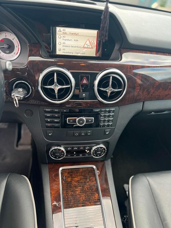 Gebraucht Mercedes 250 204 PS (150 kW) 2013 Weiß SUV