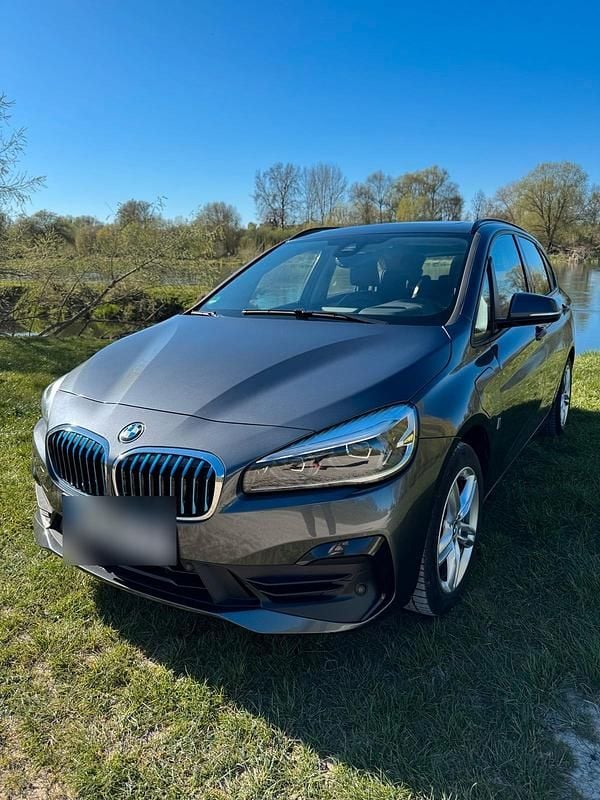 Gebraucht BMW 225 Advantage 224 PS (164 kW) 2018 Grau Kombi