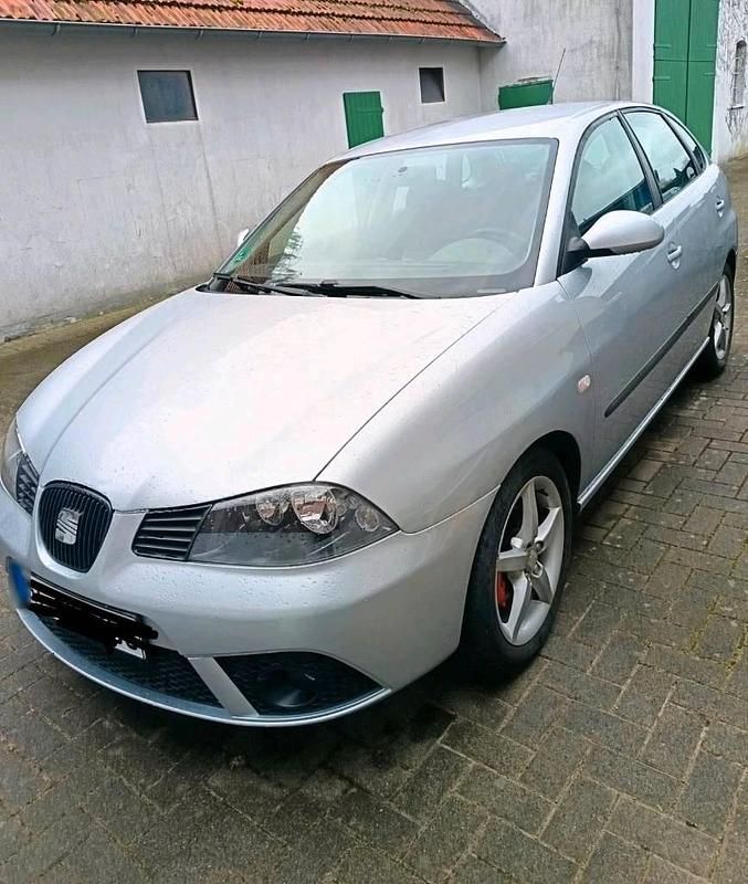 Gebraucht Seat Ibiza 80 PS (58 kW) 2009 Silber Limousine