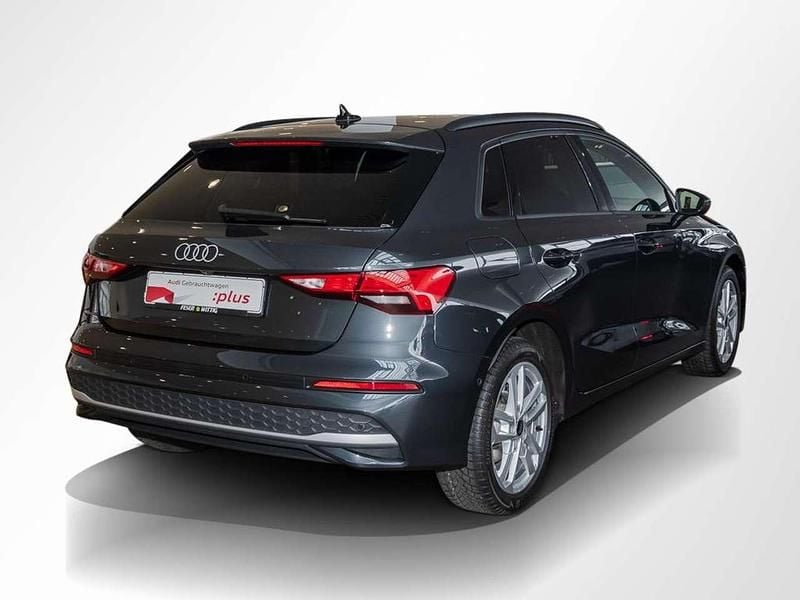 Second-hand Audi A3 Advanced 116 CP (85 kW) 2025 Gri Berlinǎ