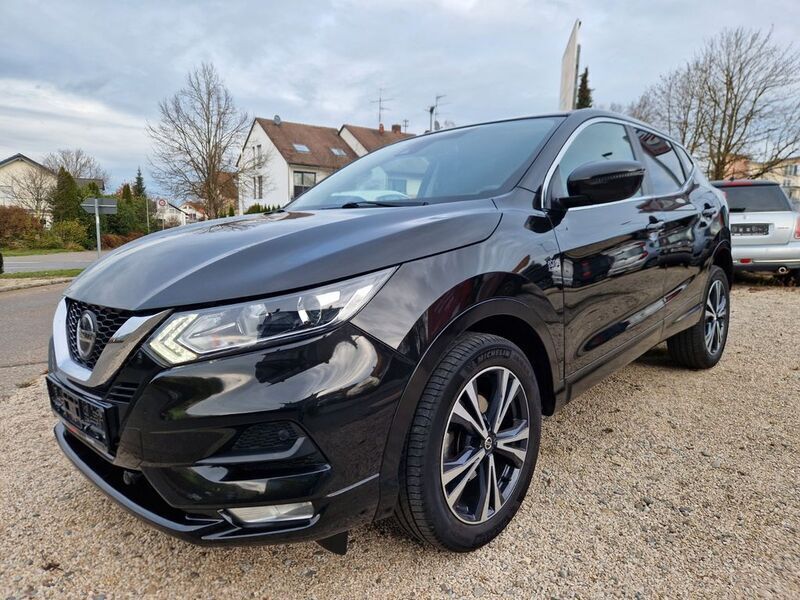 Schwarz Gebraucht 2020 Nissan Qashqai Acenta SUV | 16.990 € (Fairer Preis) - Bild 1/4