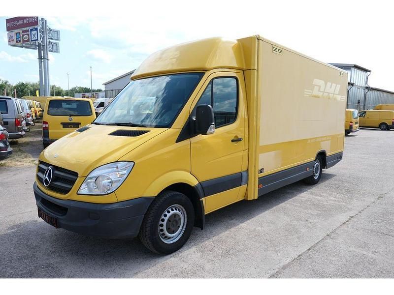 Gelb Gebraucht 2010 Mercedes Sprinter Van | 10.353 € (Guter Preis) - Bild 1/3
