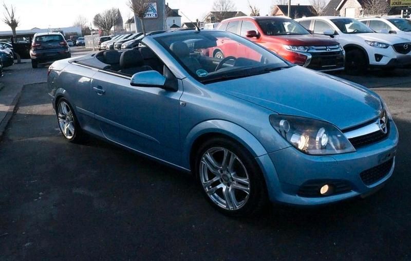 Gebraucht Opel Astra Cabriolet 140 PS (102 kW) 2007 Blau Cabrio