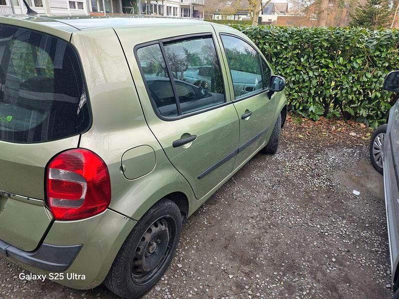 Gebraucht Renault Modus Dynamique 75 PS (55 kW) 2008 Gelb Van / Kleinbus