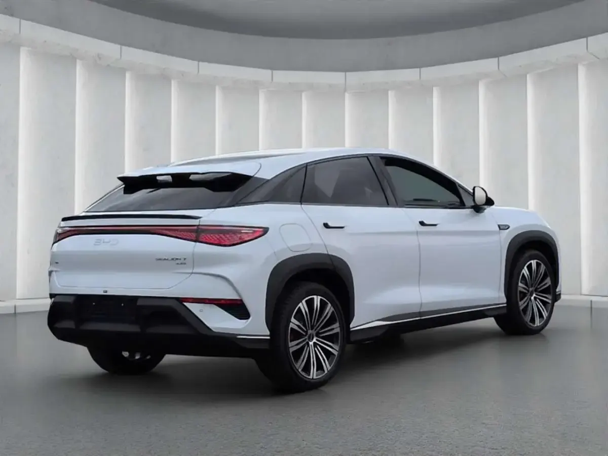 Nowe BYD Sealion 7 Design 389 kW (530 KM) 2026 Biały SUV