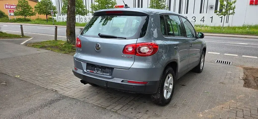Gebraucht VW Tiguan 150 PS (110 kW) 2009 Grau SUV