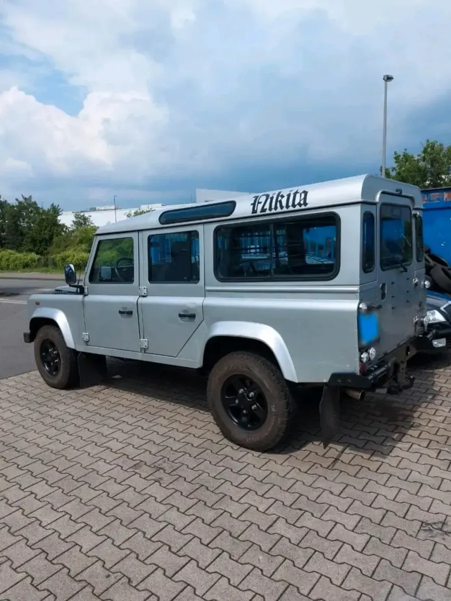 Gebraucht Land Rover Defender 120 PS (88 kW) 2003 Silber SUV