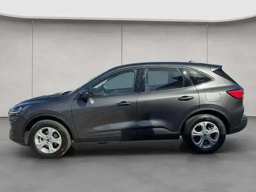 Używany Ford Kuga Cool & Connect 152 KM (111 kW) 2022 Szary SUV