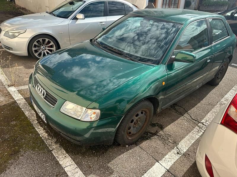 Grün Gebraucht 2000 Audi A3 Kleinwagen | 1.000 € (Guter Preis) - Bild 1/4