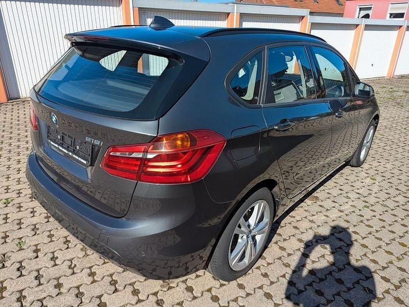 Gebraucht BMW 218 Active Tourer Sport Line 136 PS (100 kW) 2015 Grau Van / Kleinbus
