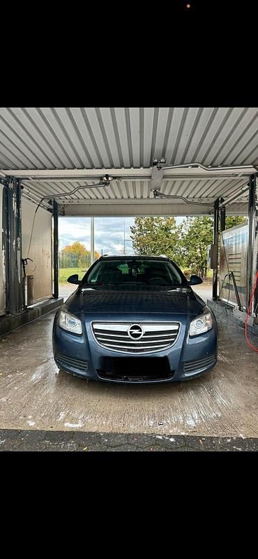 Gebraucht Opel Insignia 160 PS (117 kW) 2010 Blau Kombi