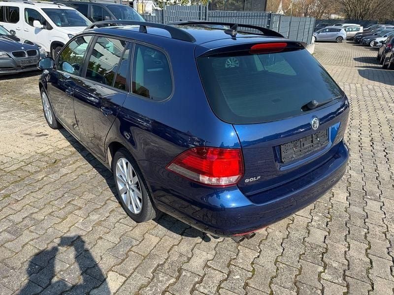 Gebraucht VW Golf VI Match 122 PS (89 kW) 2013 Blau Kleinwagen