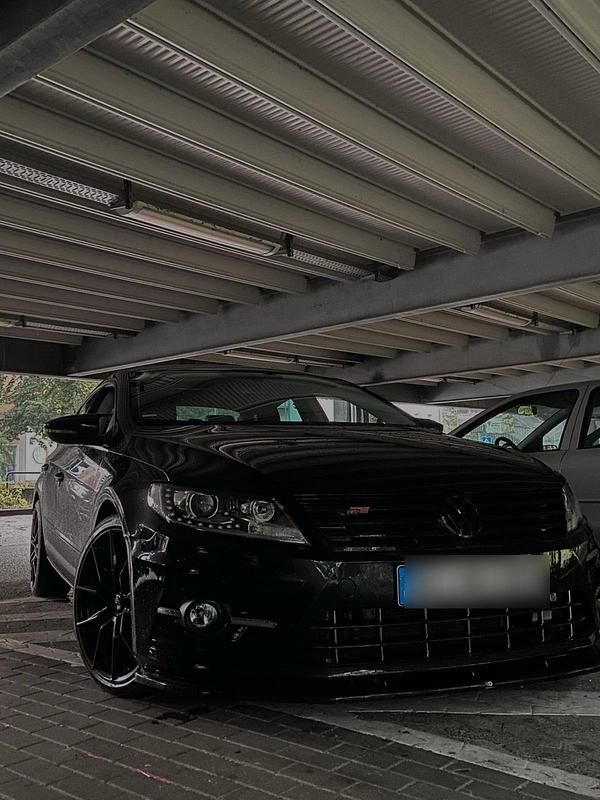 Schwarz Gebraucht 2012 VW CC Limousine | 15.800 € - Bild 1/4