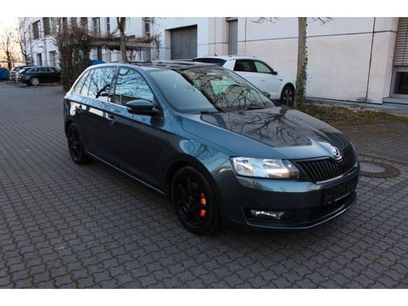 Gebraucht Skoda Rapid Ambition 110 PS (80 kW) 2018 Quarzgrau metallic (metallic) Kleinwagen