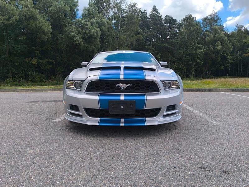 Silber Gebraucht 2013 Ford Mustang Cabrio | 21.500 € - Bild 1/4