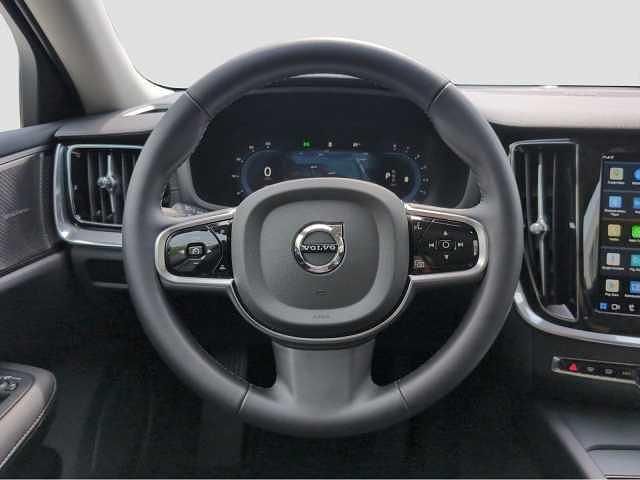 Gebraucht Volvo V60 CC 184 PS (135 kW) 2024 Kombi