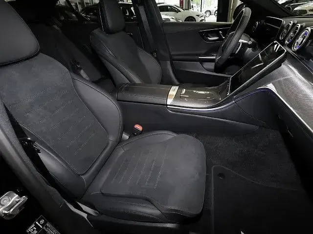 Gebraucht Mercedes C220 AMG line 197 PS (144 kW) 2026