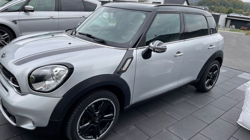 Silber Gebraucht 2016 Mini Cooper S Countryman SUV | 12.950 € (Fairer Preis) - Bild 1/4