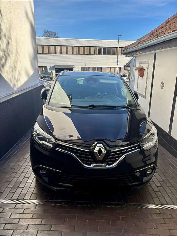 Gebraucht 2017 Renault Grand Scénic IV Initiale Paris Van / Kleinbus | 10.000 € (Fairer Preis) - Bild 1/4