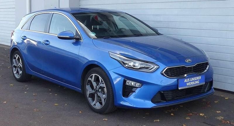 Gebraucht Kia Ceed Spirit 140 PS (102 kW) 2018 Blue flame Kleinwagen