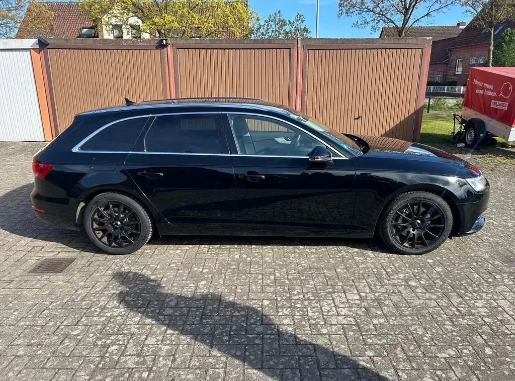 Gebraucht Audi A4 190 PS (139 kW) 2017 Schwarz Kombi